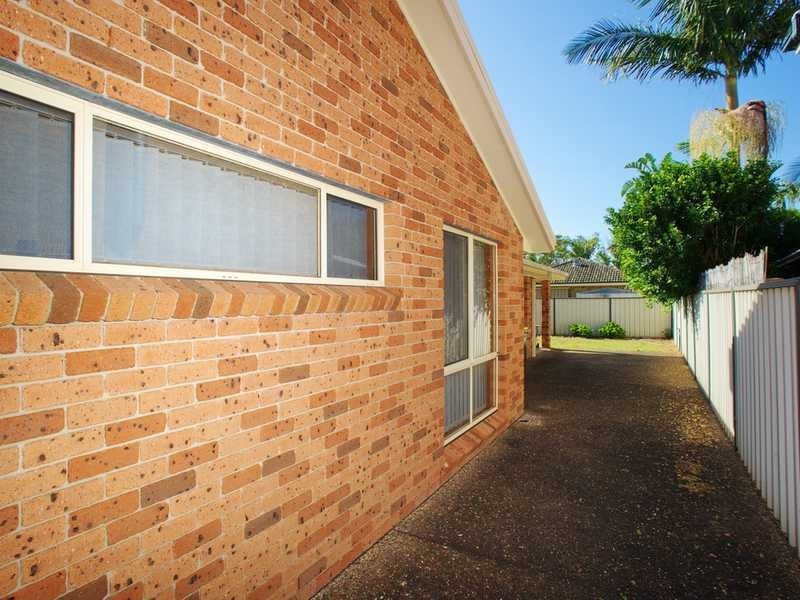 Villa 1/21 Whitesands Road, Fingal Bay NSW 2315
