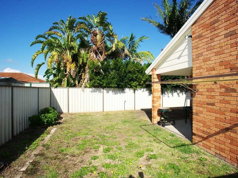Villa 1/21 Whitesands Road, Fingal Bay NSW 2315