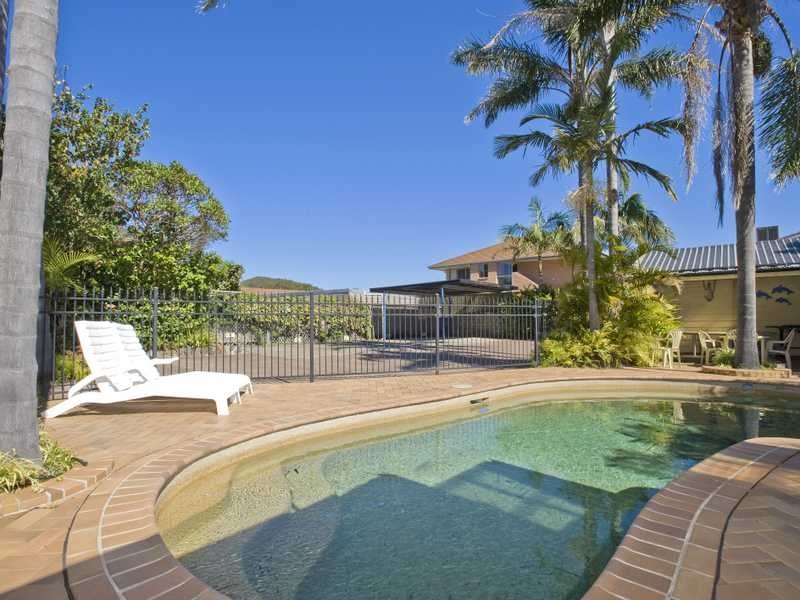 4 Shoal Bay Avenue, Shoal Bay NSW 2315