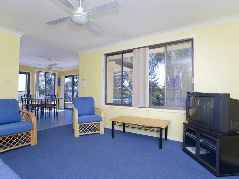 4 Shoal Bay Avenue, Shoal Bay NSW 2315