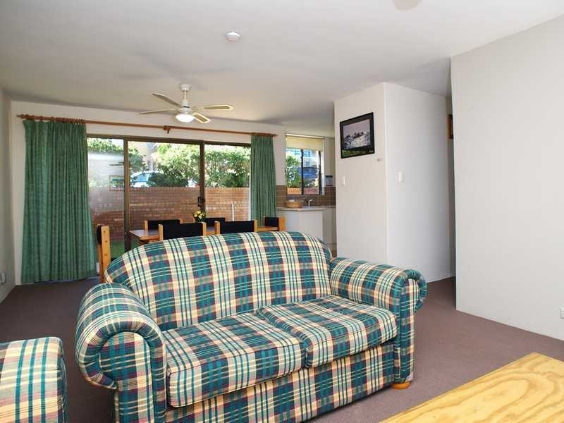 Unit 4/47-49 Ronald Avenue, Shoal Bay NSW 2315