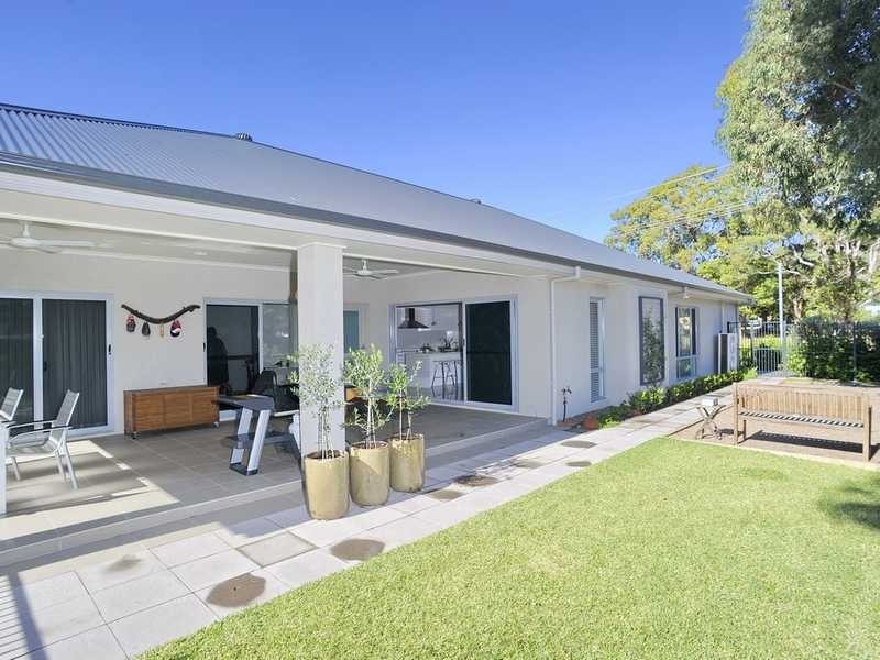 2 Seaham Street, Nelson Bay NSW 2315