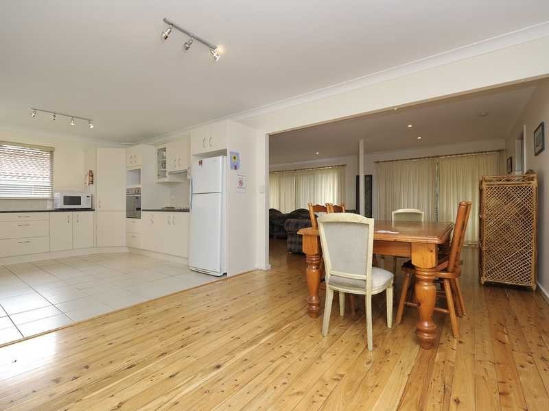 4 Gretel Close, Nelson Bay NSW 2315