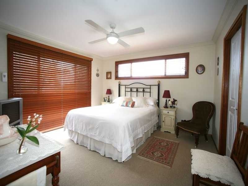 42 Caswell Crescent, Tanilba Bay NSW 2319