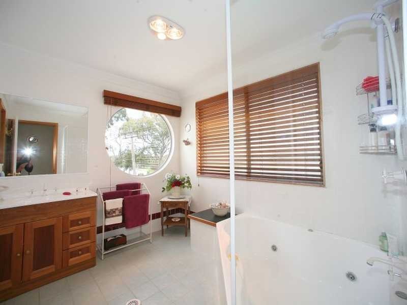 42 Caswell Crescent, Tanilba Bay NSW 2319
