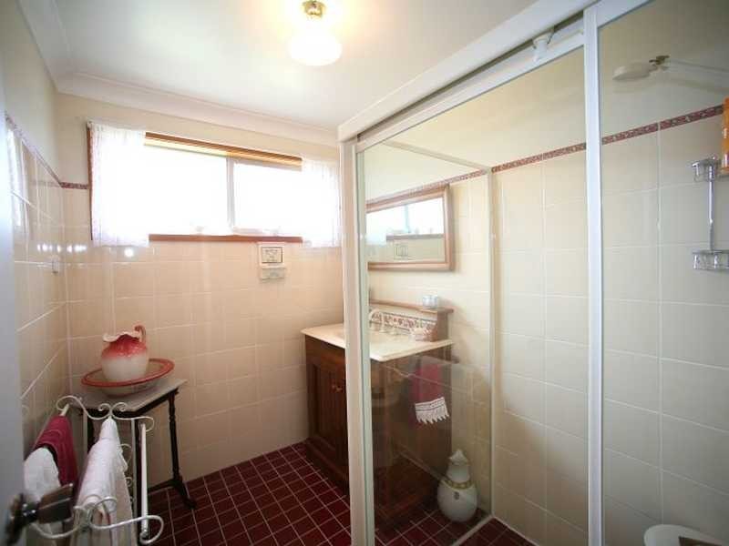 42 Caswell Crescent, Tanilba Bay NSW 2319