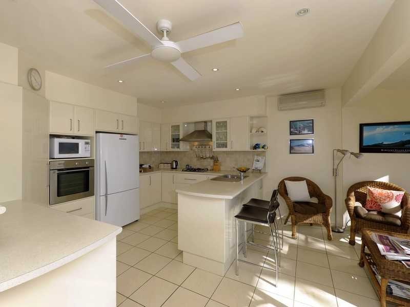 8 Vista Avenue, Soldiers Point NSW 2317