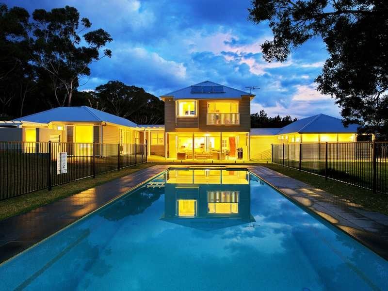 16 Reflections Drive, One Mile NSW 2316