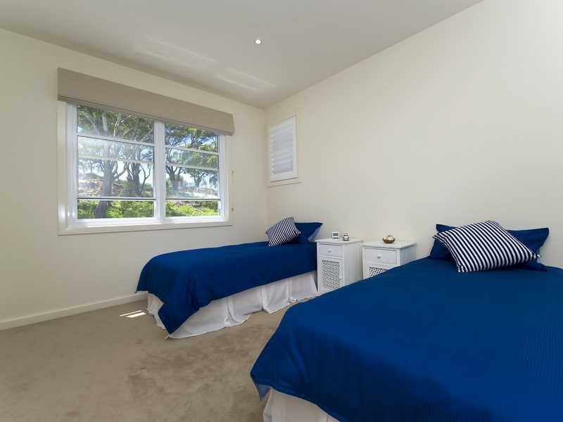 16 Reflections Drive, One Mile NSW 2316