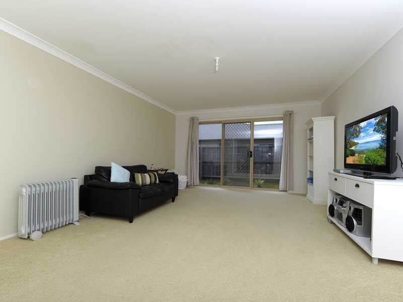 33 Broughton Circuit, Tanilba Bay NSW 2319