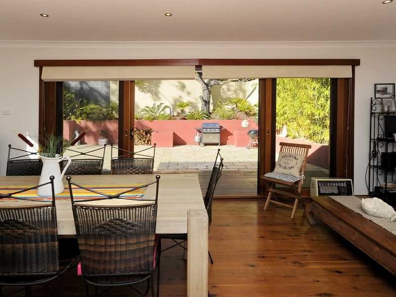 8 Ocean Beach Road, Shoal Bay NSW 2315