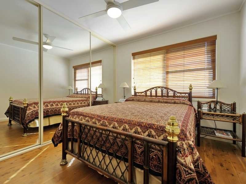 8 Ocean Beach Road, Shoal Bay NSW 2315