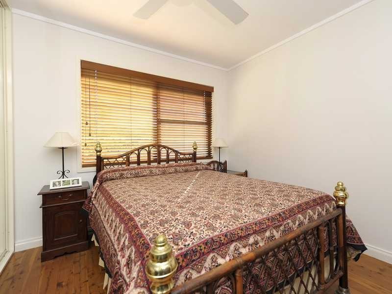 8 Ocean Beach Road, Shoal Bay NSW 2315