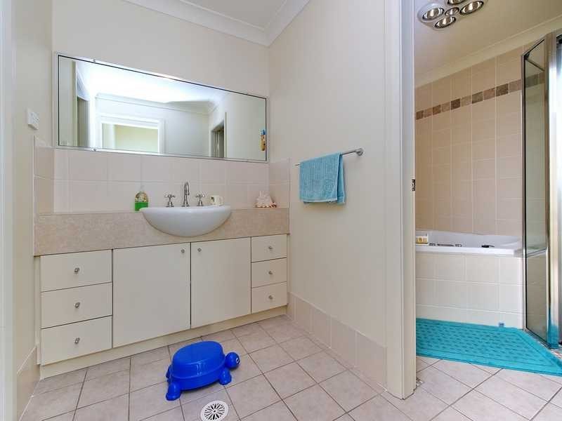 Unit 5/8 Ala Moana Way, Fingal Bay NSW 2315