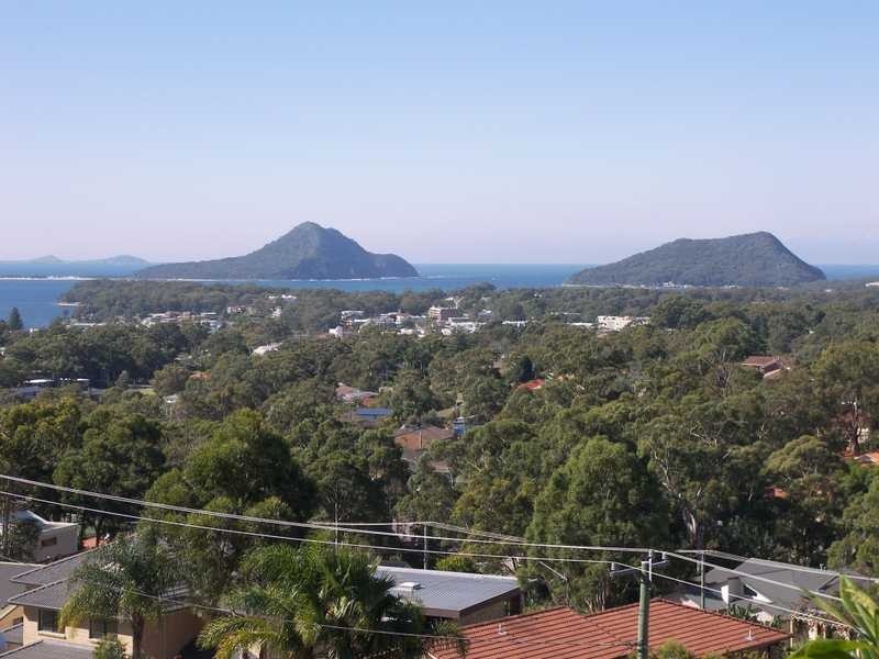 7a Tareebin Road, Nelson Bay NSW 2315