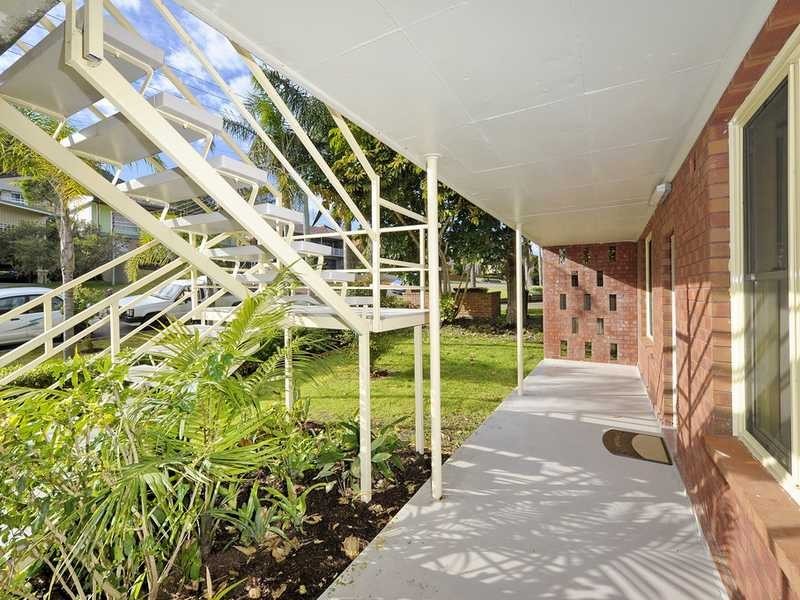 Unit 1/2 Victor Parade, Shoal Bay NSW 2315