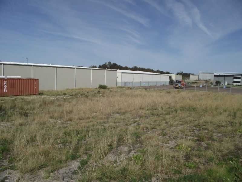 14 Shearwater Drive, Taylors Beach NSW 2316