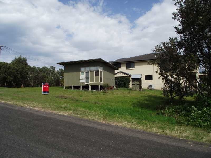 4 Pacific Drive, Fingal Bay NSW 2315