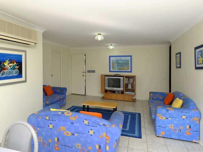 2/203 Rocky Point Road, Fingal Bay NSW 2315