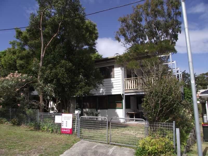 10 Lionel Avenue, Shoal Bay NSW 2315