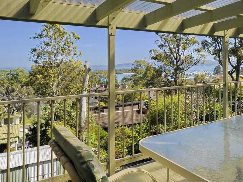 39 Vista Avenue, Soldiers Point NSW 2317