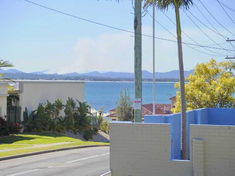 14 Tomaree Road, Shoal Bay NSW 2315