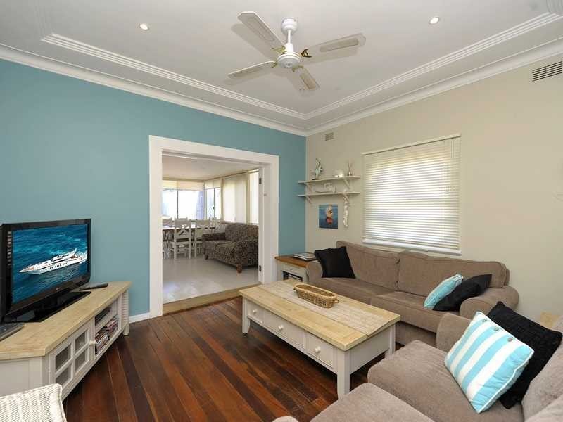 14 Tomaree Road, Shoal Bay NSW 2315