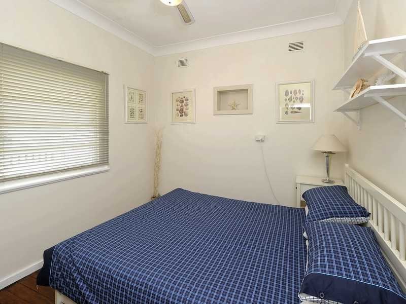 14 Tomaree Road, Shoal Bay NSW 2315