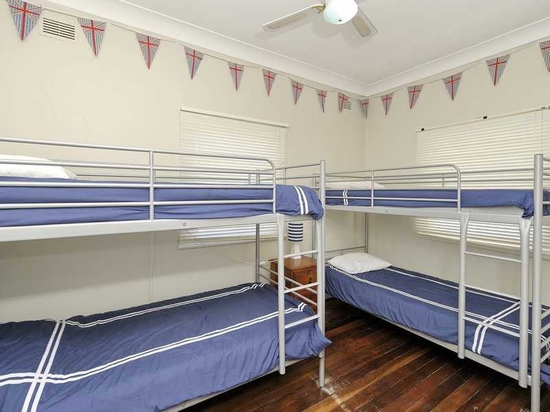 14 Tomaree Road, Shoal Bay NSW 2315