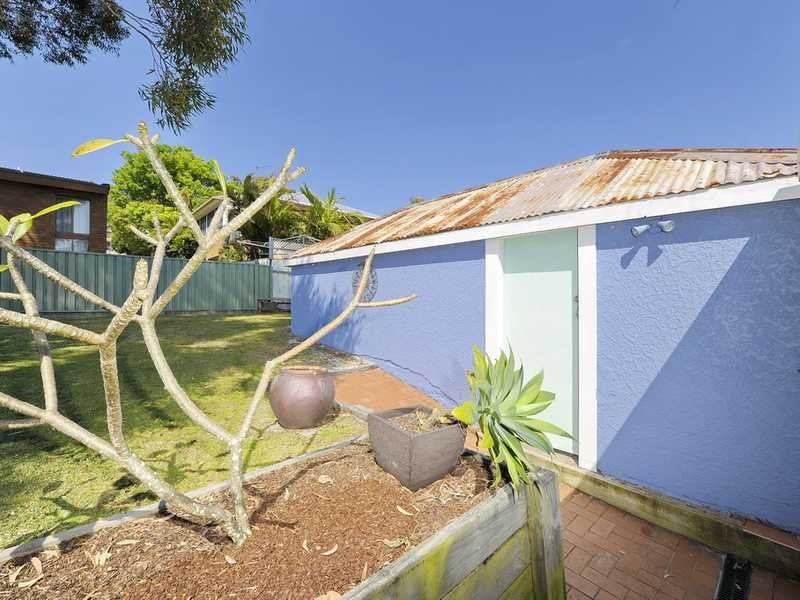 14 Tomaree Road, Shoal Bay NSW 2315