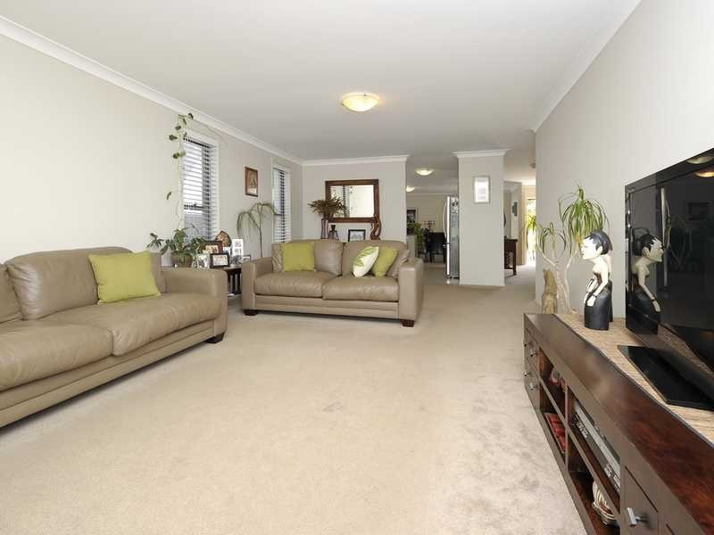 6 Lamandra Crescent, Nelson Bay NSW 2315