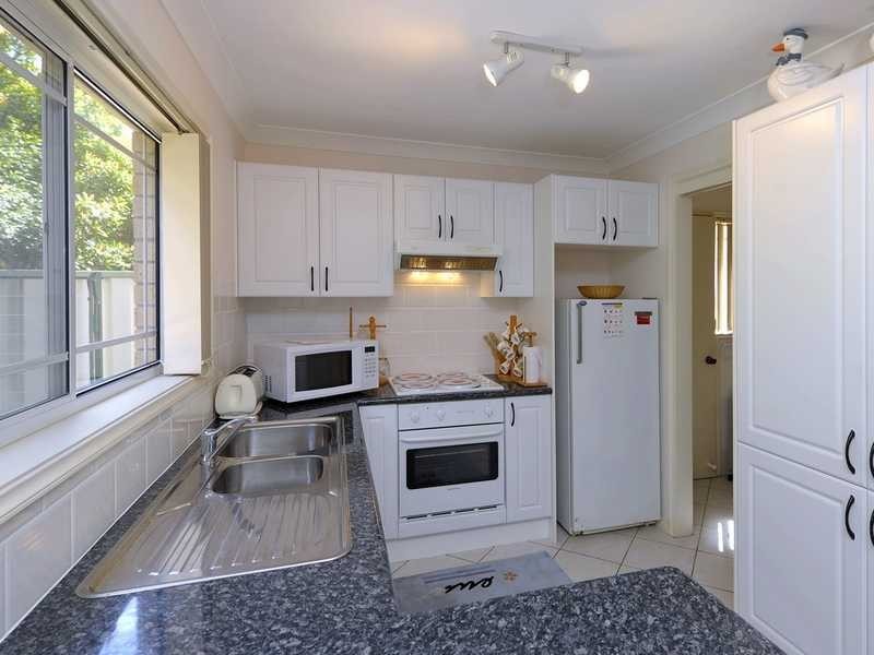 4/2 Creswell Place, Fingal Bay NSW 2315