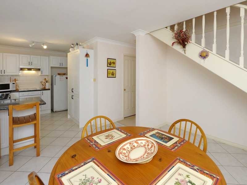 4/2 Creswell Place, Fingal Bay NSW 2315