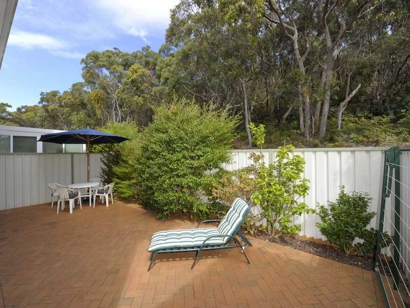 4/2 Creswell Place, Fingal Bay NSW 2315