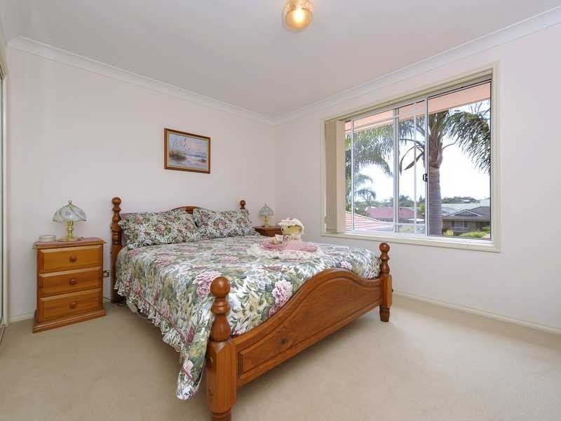 4/2 Creswell Place, Fingal Bay NSW 2315