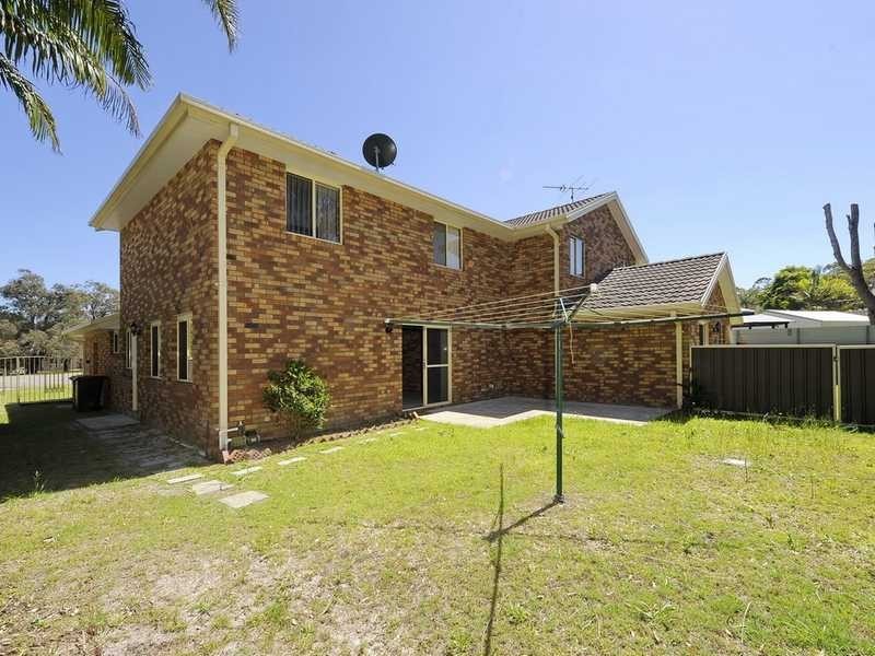 2/33 Caledonia Close, Salamander Bay NSW 2317