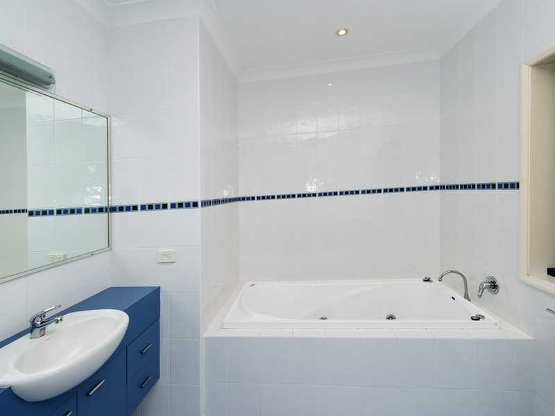 Villa/4/11 Dalton Street, Nelson Bay NSW 2315