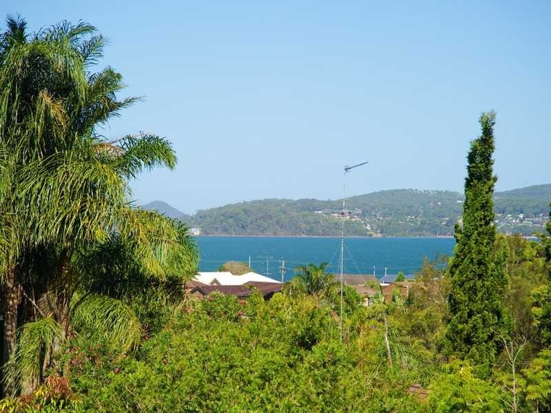 2 Waratah Avenue, Salamander Bay NSW 2317