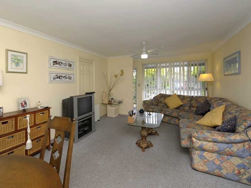 Villa 1/52 Boulder Bay Road, Fingal Bay NSW 2315