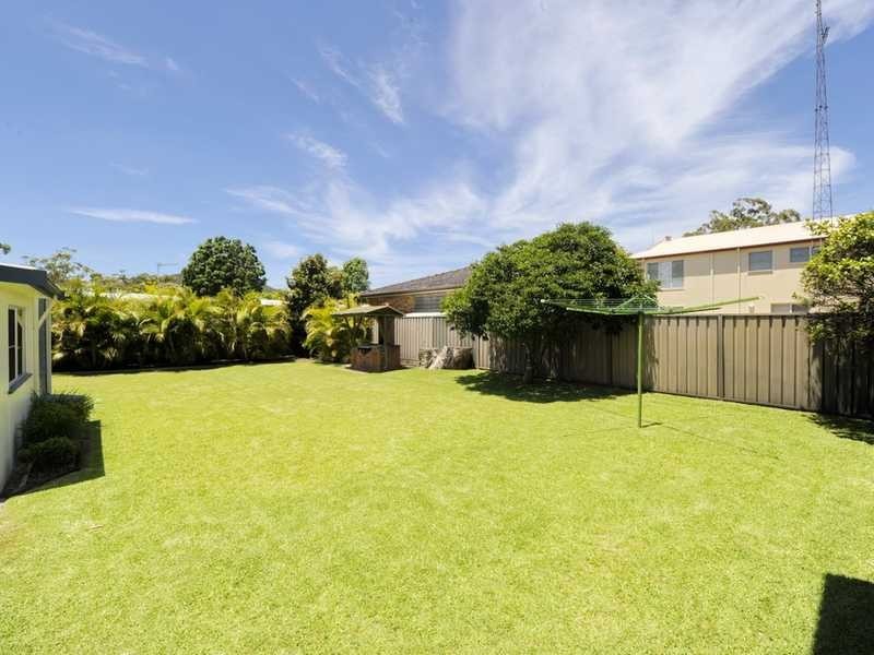 11 Shoal Bay Avenue, Shoal Bay NSW 2315