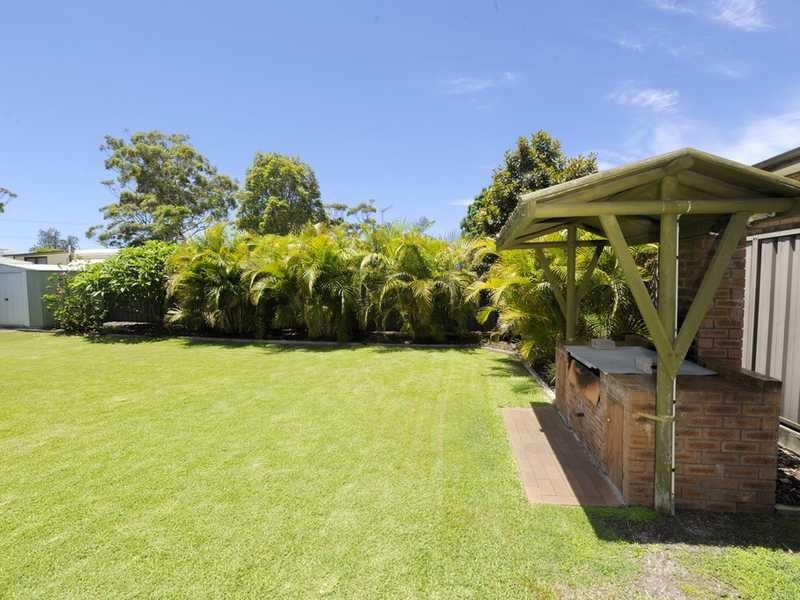 11 Shoal Bay Avenue, Shoal Bay NSW 2315