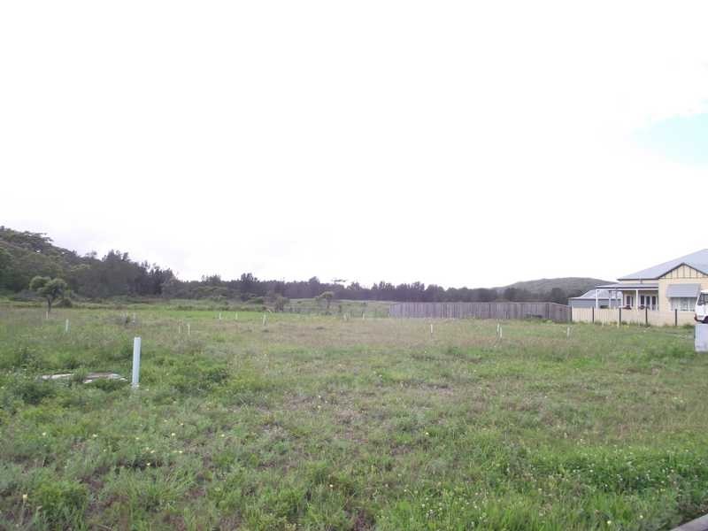 7 Echo Place, One Mile NSW 2316