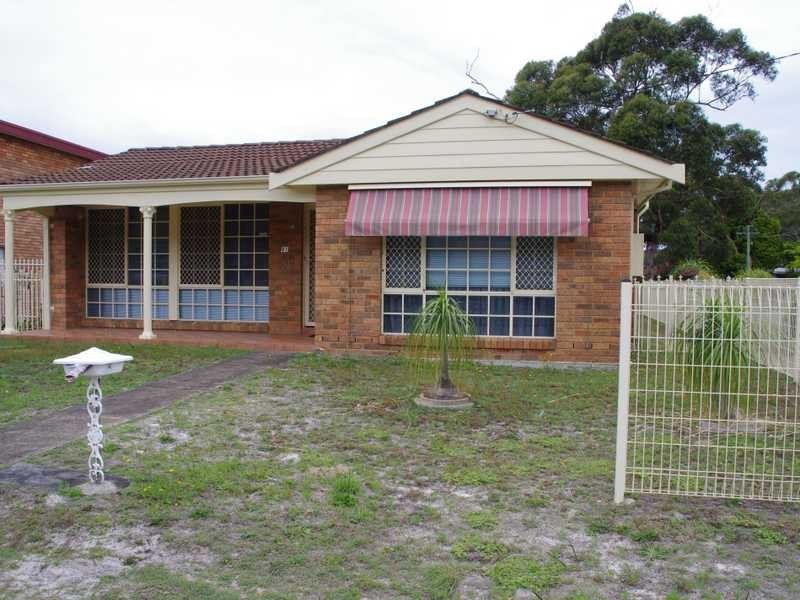 41 Government Road, Shoal Bay NSW 2315