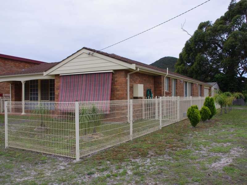 41 Government Road, Shoal Bay NSW 2315