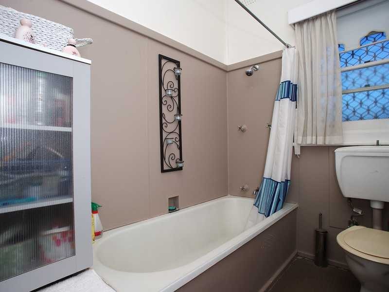 51 Tomaree Road, Shoal Bay NSW 2315
