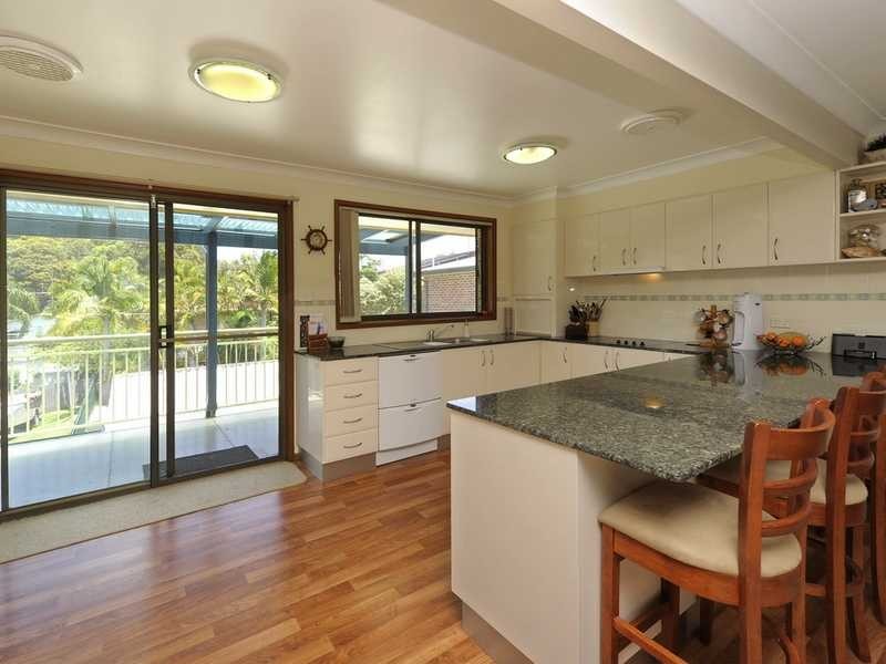 5 Kerrigan Street, Nelson Bay NSW 2315