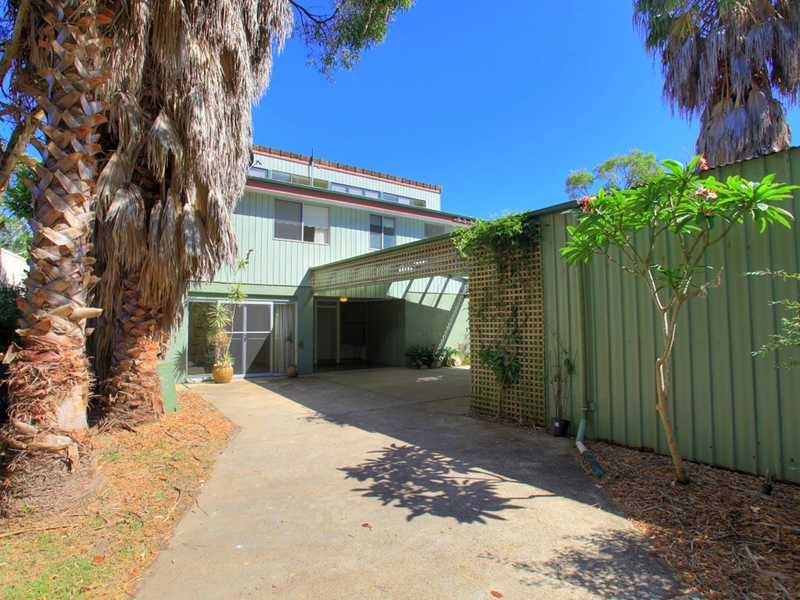 65 Kent Gardens, Soldiers Point NSW 2317