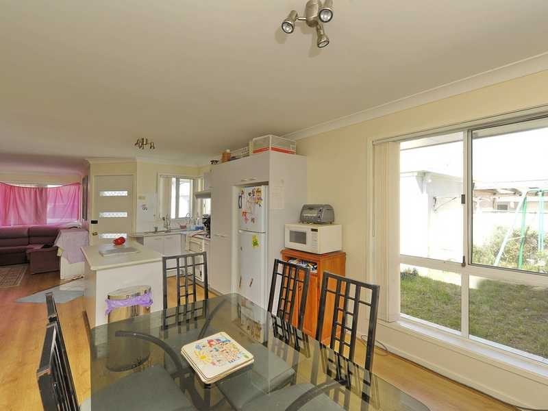 Apartment 2/96 Morna Point Road, Anna Bay NSW 2316