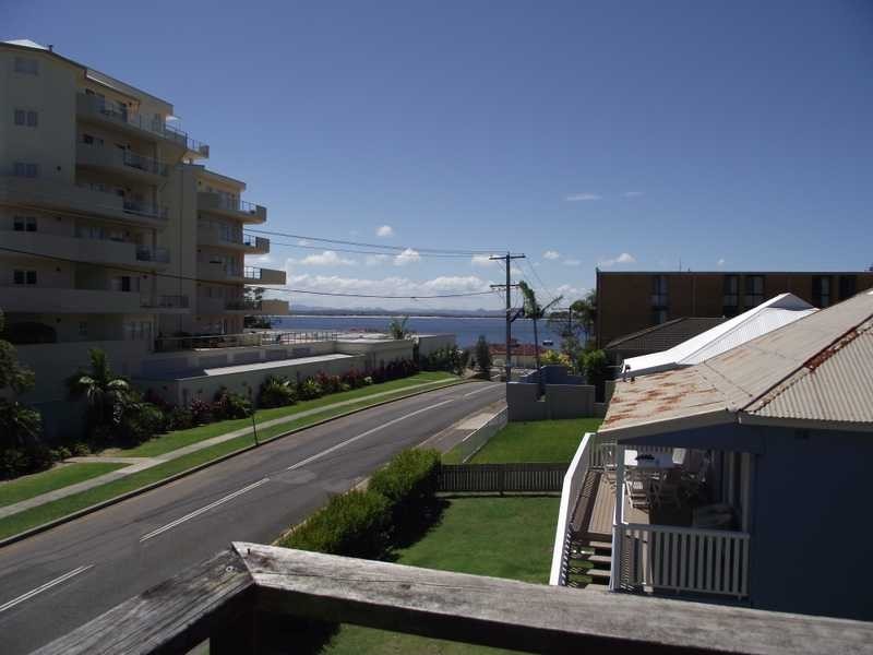 16 Tomaree Road, Shoal Bay NSW 2315
