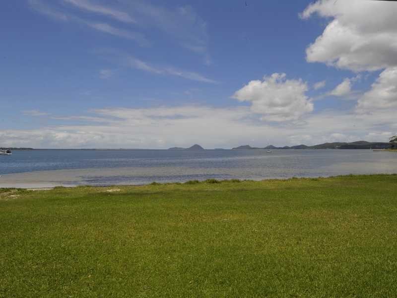 Apartment 1/53 Soldiers Point Road, Soldiers Point NSW 2317